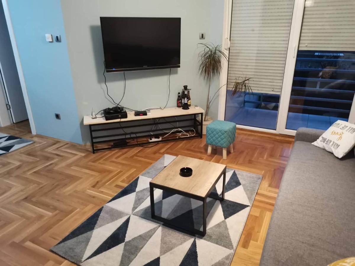 Apartment Luki Нови Сад Екстериор снимка